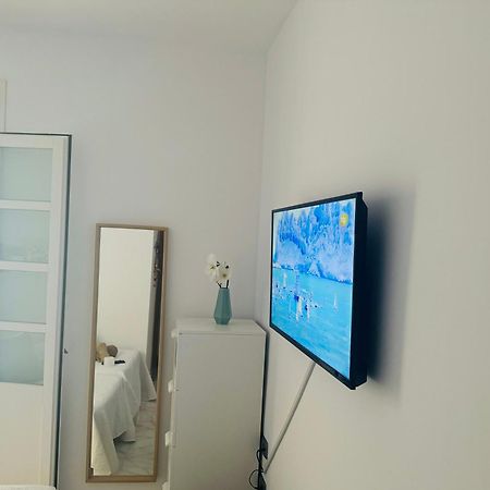 Bonito Apartamento Junto Al Gran Teatro Falla Cádiz Exteriör bild